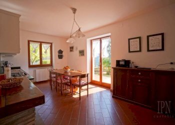 Salone - Villa strada Provinciale di Morra, Città di Castello - foto 33