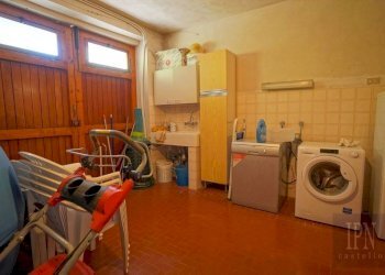 Lavanderia - Villa strada Provinciale di Morra, Città di Castello - foto 35