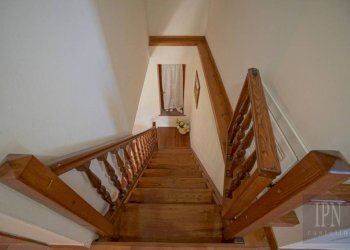 Scala - Villa strada Provinciale di Morra, Città di Castello - foto 37