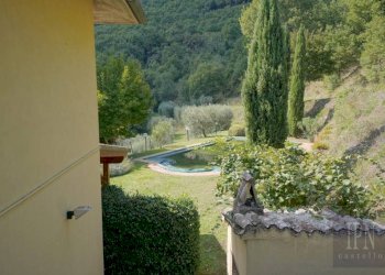 Piscina - Villa strada Provinciale di Morra, Città di Castello - foto 48