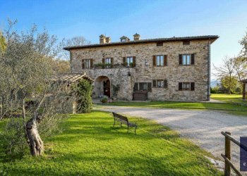Facciata - Villa via di Borgogiglione, 33, Corciano - foto 7