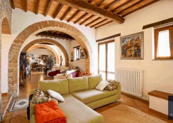 Salone - Villa via di Borgogiglione, 33, Corciano - foto 18