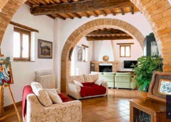 Salone - Villa via di Borgogiglione, 33, Corciano - foto 19