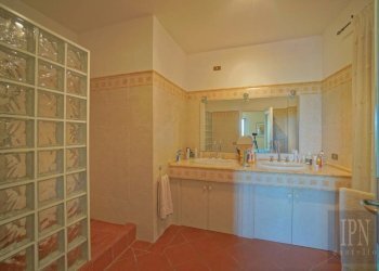 Bagno - Villa viale 1 Maggio, Montone - foto 27