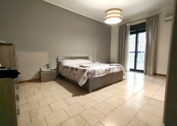 15.jpeg - Trilocale Via Finocchiari 143A, Aci Catena - foto 16