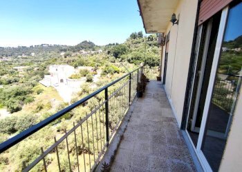 Foto - Quadrilocale Via Nizzeti 18, Valverde - foto 4