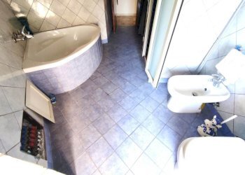 Foto - Quadrilocale Via Nizzeti 18, Valverde - foto 21