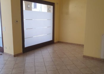 Locale Commerciale Via Umberto I, 53, Piasco - foto 25