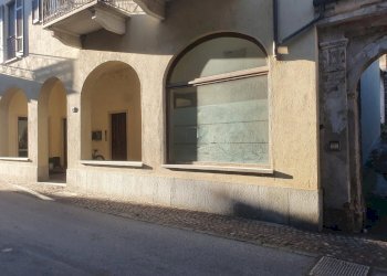 Locale Commerciale Via Umberto I, 53, Piasco - foto 3