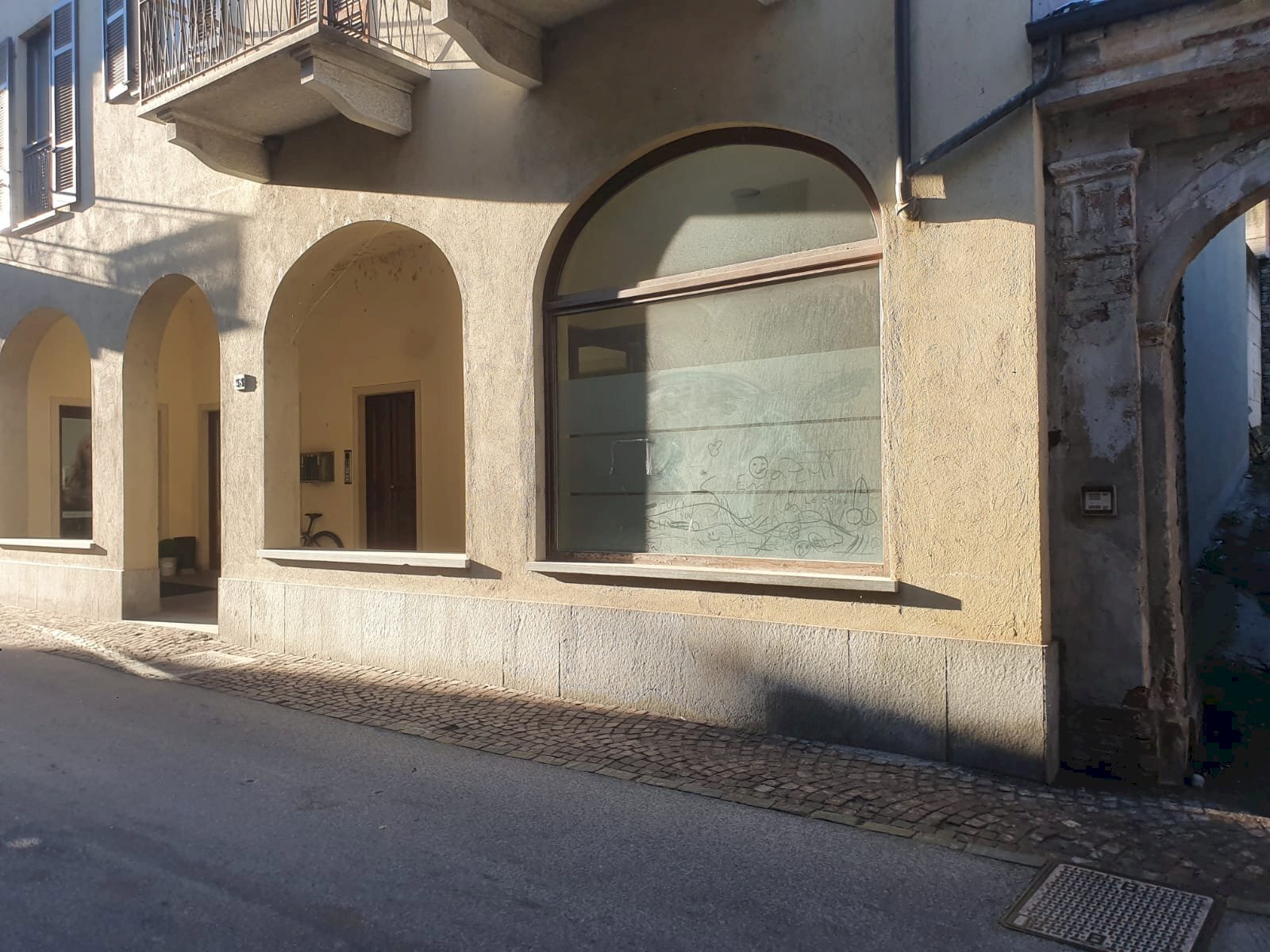 Locale Commerciale Via Umberto I, 53, Piasco - foto 3