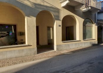 Locale Commerciale Via Umberto I, 53, Piasco - foto 6