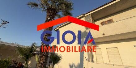 Three-room apartment Mondragone - photo 2