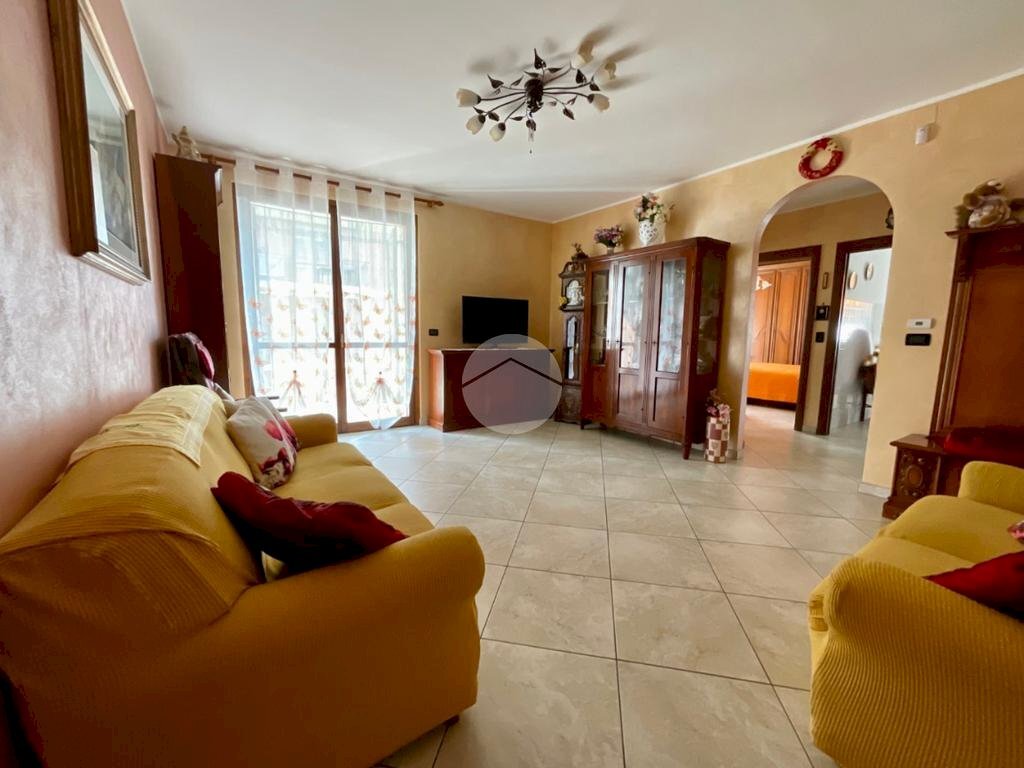 Trilocale Via Vittime di Bologna, Leini - foto 2