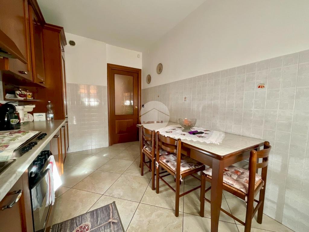 Trilocale Via Vittime di Bologna, Leini - foto 3