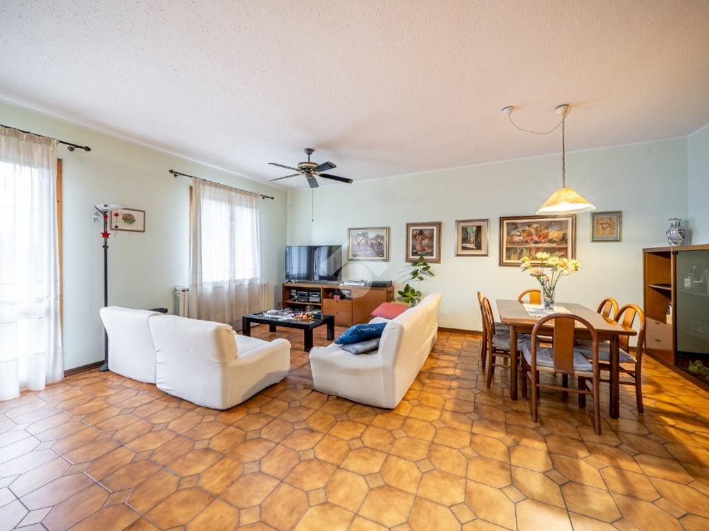 Semi-detached house Via Tofane, Carpi - photo 1