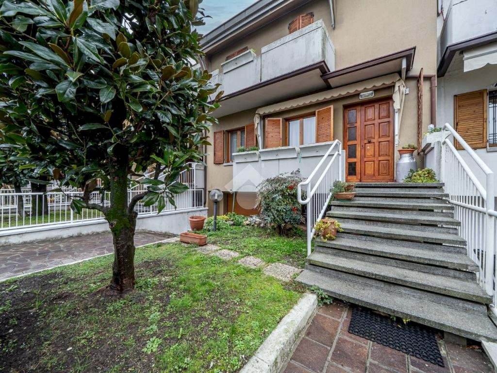 Semi-detached house Via Tofane, Carpi - photo 2