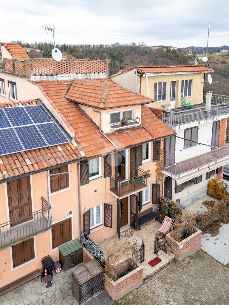 Semi-detached house Tetti corniglia, Marentino - photo 1