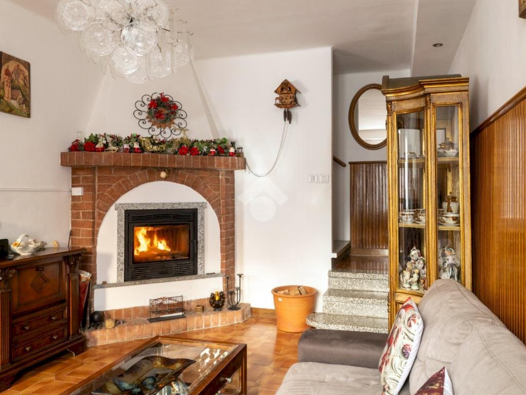 Semi-detached house Tetti corniglia, Marentino - photo 2