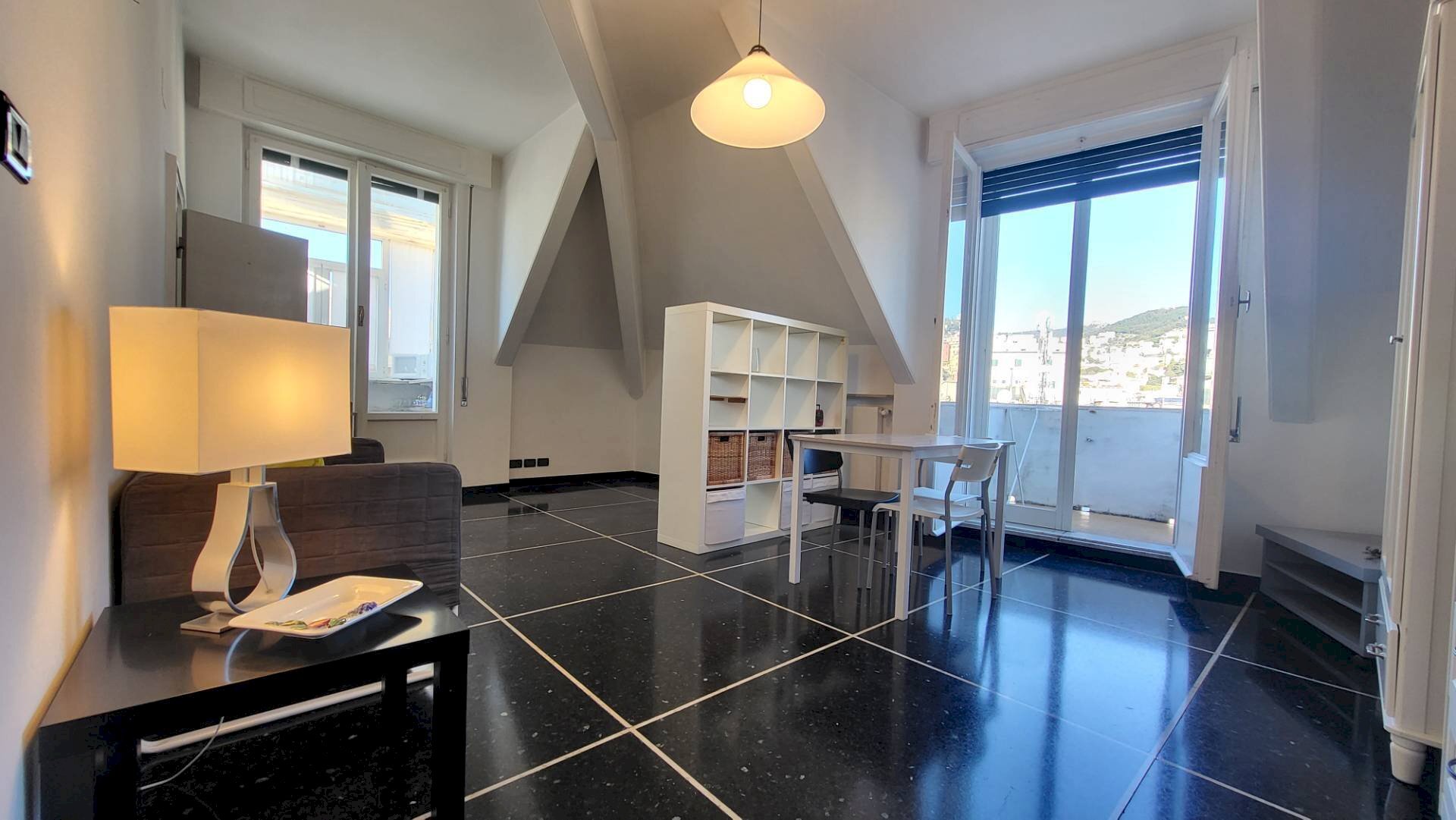 Foto 3 - One-room apartment Piazza De Marini
 
3, Genova - photo 3