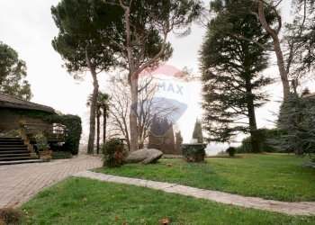 Giardino - Villa via portolino
 
22, Bulciago - foto 16