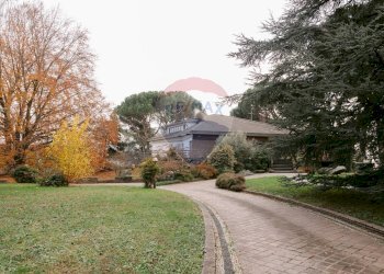 Giardino - Villa via portolino
 
22, Bulciago - foto 18