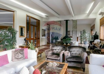 Soggiorno - Villa via portolino
 
22, Bulciago - foto 34