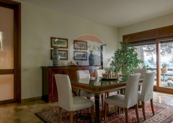 Sala da pranzo - Villa via portolino
 
22, Bulciago - foto 37