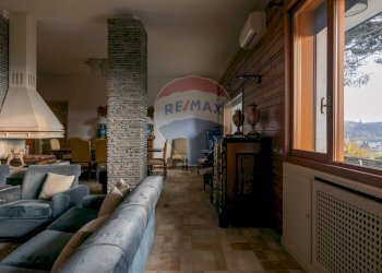 Soggiorno - Villa via portolino
 
22, Bulciago - foto 48