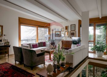 Soggiorno - Villa via portolino
 
22, Bulciago - foto 53