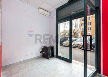 Stanza vuota - Commercial Premises Via Cesare Baronio
 
51, Roma - photo 12