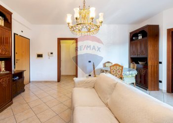 Soggiorno - Quadrilocale Via Vittime del Fascismo
 
5, Grottaferrata - foto 4