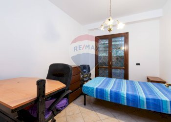 Camera / camera da letto - Quadrilocale Via Vittime del Fascismo
 
5, Grottaferrata - foto 13