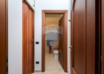 Hall / corridoio - Quadrilocale Via Vittime del Fascismo
 
5, Grottaferrata - foto 15