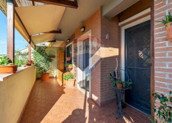 Balcone - Casa semi indipendente Via Bersone
 
43, Roma - foto 32