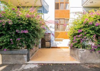 Edificio all\'aperto - Appartamento via Federico De Roberto, Aci Castello - foto 36