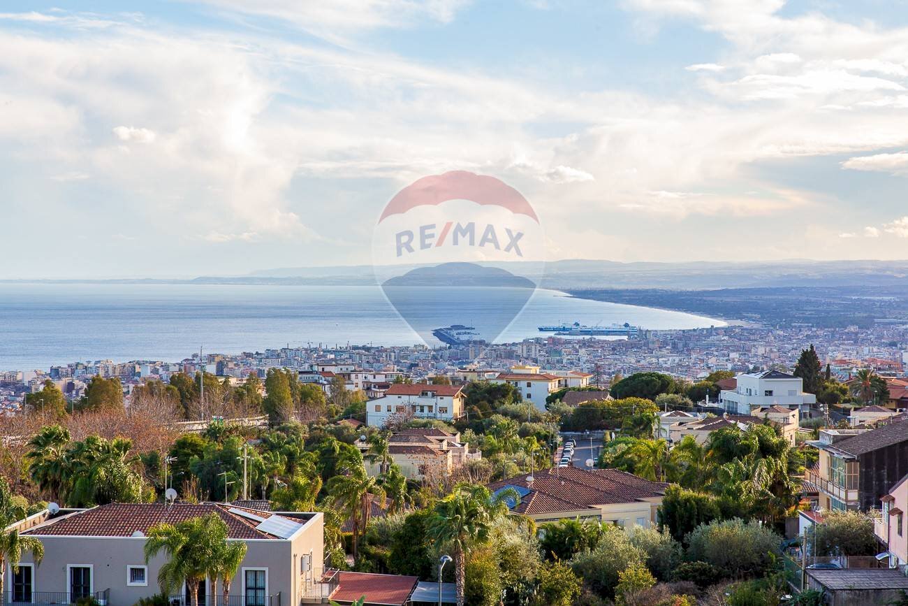 Vista dell\'acqua - Appartamento via belvedere
 
18, San Giovanni la Punta - foto 1