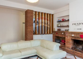 Soggiorno - Appartamento via belvedere
 
18, San Giovanni la Punta - foto 10