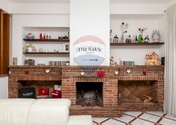 Soggiorno - Appartamento via belvedere
 
18, San Giovanni la Punta - foto 14