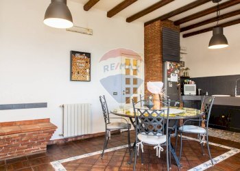 Sala da pranzo - Appartamento via belvedere
 
18, San Giovanni la Punta - foto 20