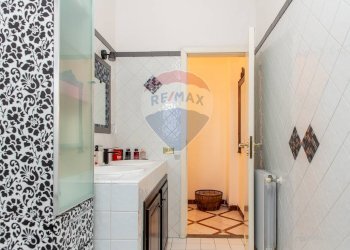 Bagno - Appartamento via belvedere
 
18, San Giovanni la Punta - foto 41