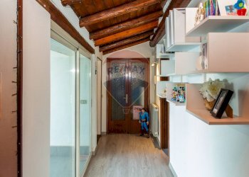 Hall / corridoio - Appartamento via belvedere
 
18, San Giovanni la Punta - foto 48