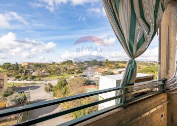 Balcone - Appartamento VIA MARIO SCELBA
 
4, Caltagirone - foto 18