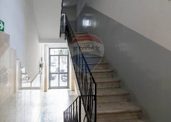 Scale - Quadrilocale Via Suor Maria Mazzarello
 
42, Catania - foto 4