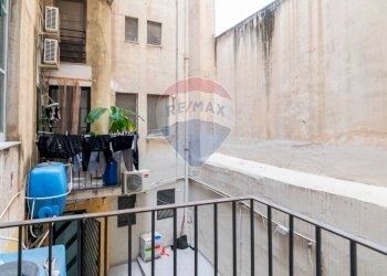 Balcone - Quadrilocale Via Suor Maria Mazzarello
 
42, Catania - foto 6