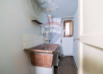 Cucina - Quadrilocale Via Suor Maria Mazzarello
 
42, Catania - foto 23