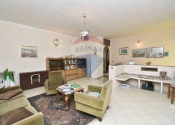 Soggiorno - Casa indipendente Via Dell' Euforbia
 
11, Catania - foto 30