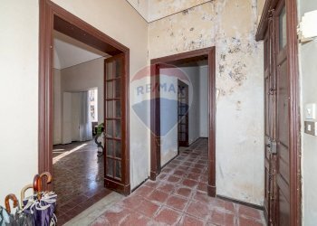 Hall / corridoio - Appartamento Viale Vittorio Veneto
 
12, Catania - foto 8