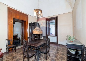 Sala da pranzo - Appartamento Viale Vittorio Veneto
 
12, Catania - foto 24