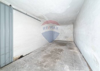 Parcheggio - Appartamento Viale Vittorio Veneto
 
12, Catania - foto 35