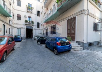 Edificio all\'aperto - Appartamento Viale Vittorio Veneto
 
12, Catania - foto 36